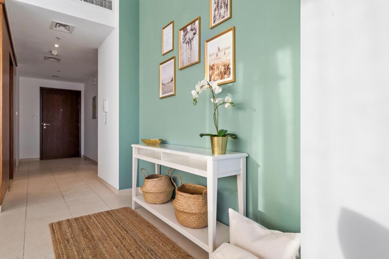 Chic And Zen Apartment, Near Burj Khalifa Tower Dubai Bagian luar foto